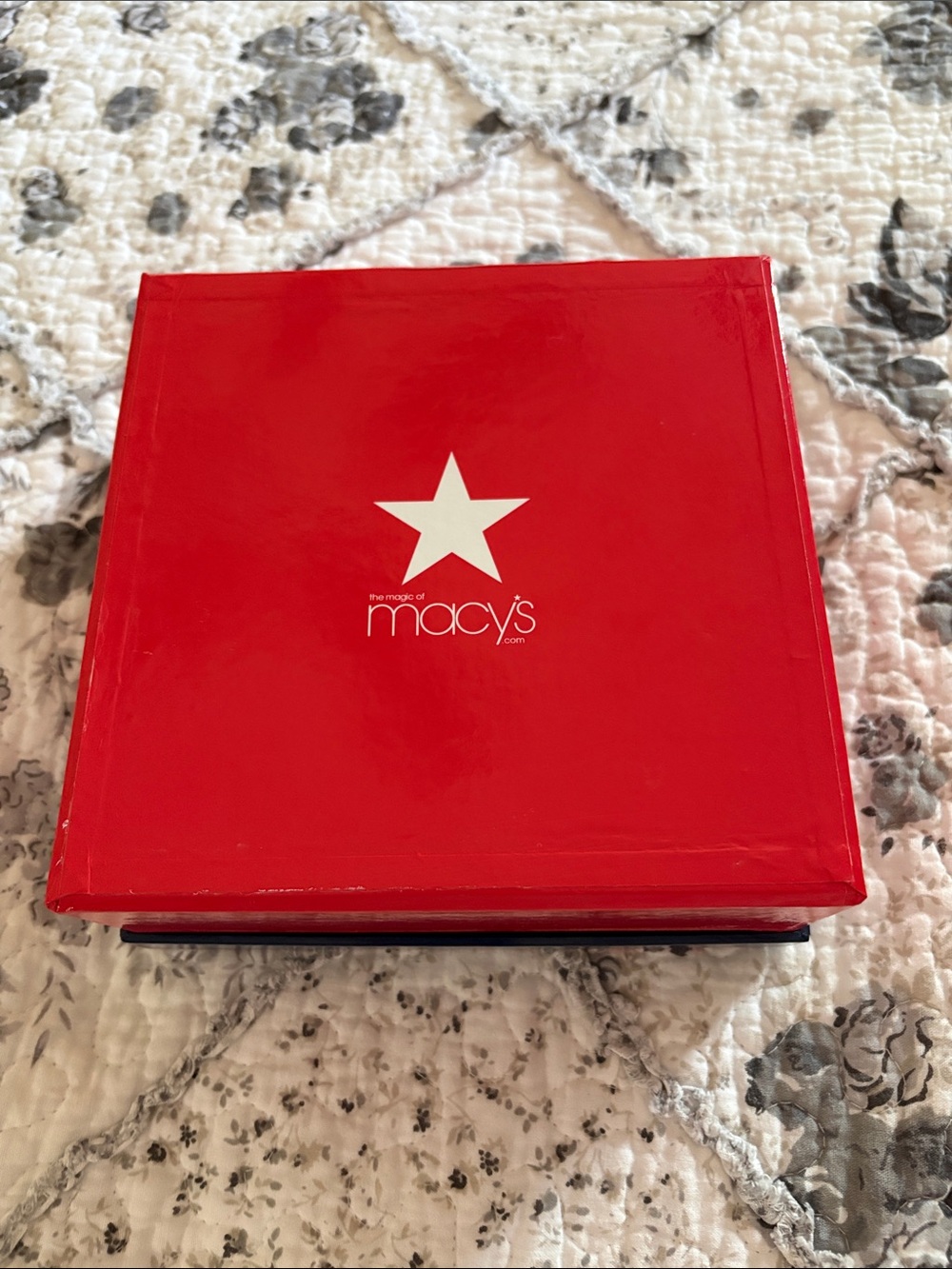Macy's Navy Box with Red DAD Lettering - Picture 5 of 5
